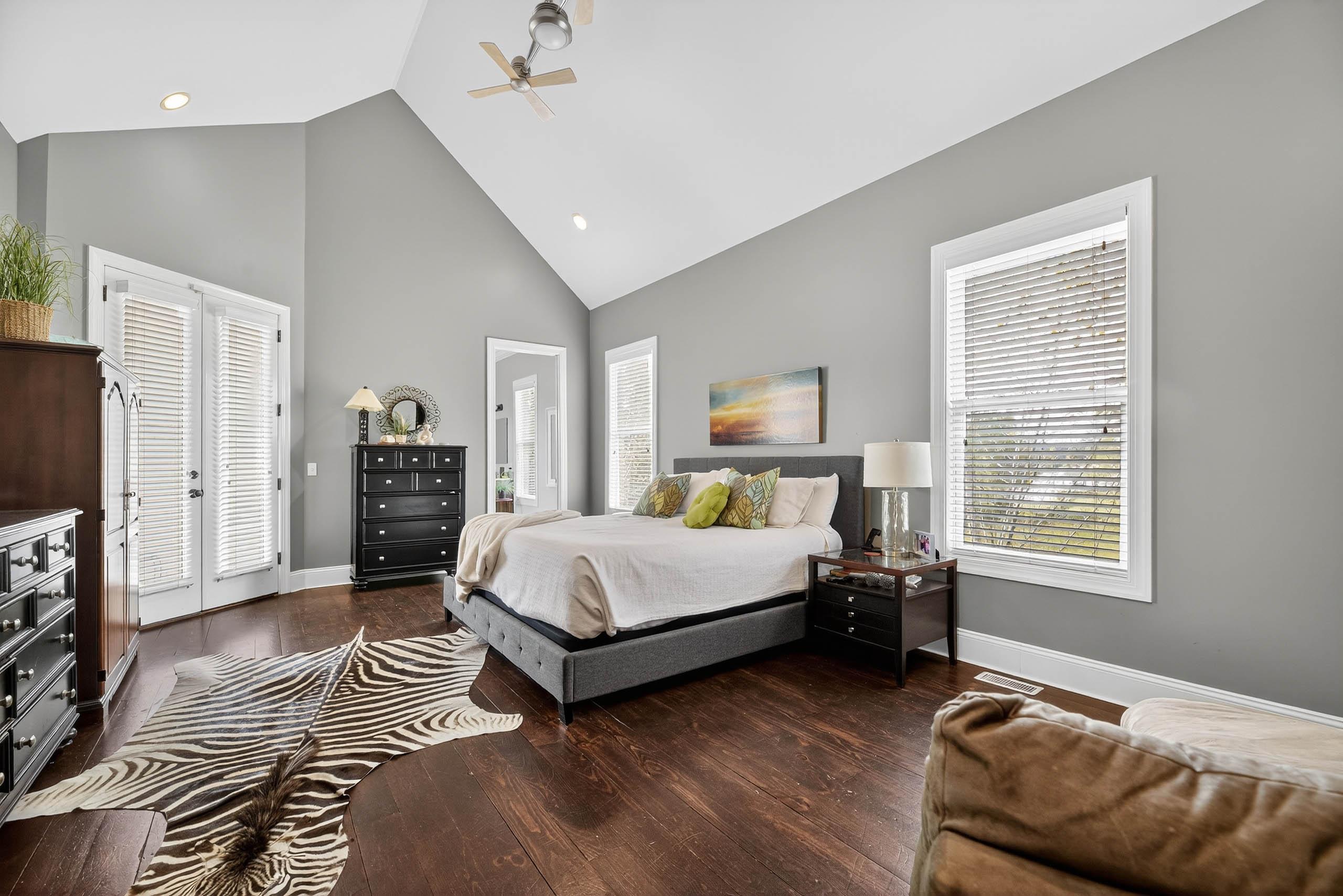 Primary Suite · Vaulted Ceilings — River Run riverfront estate