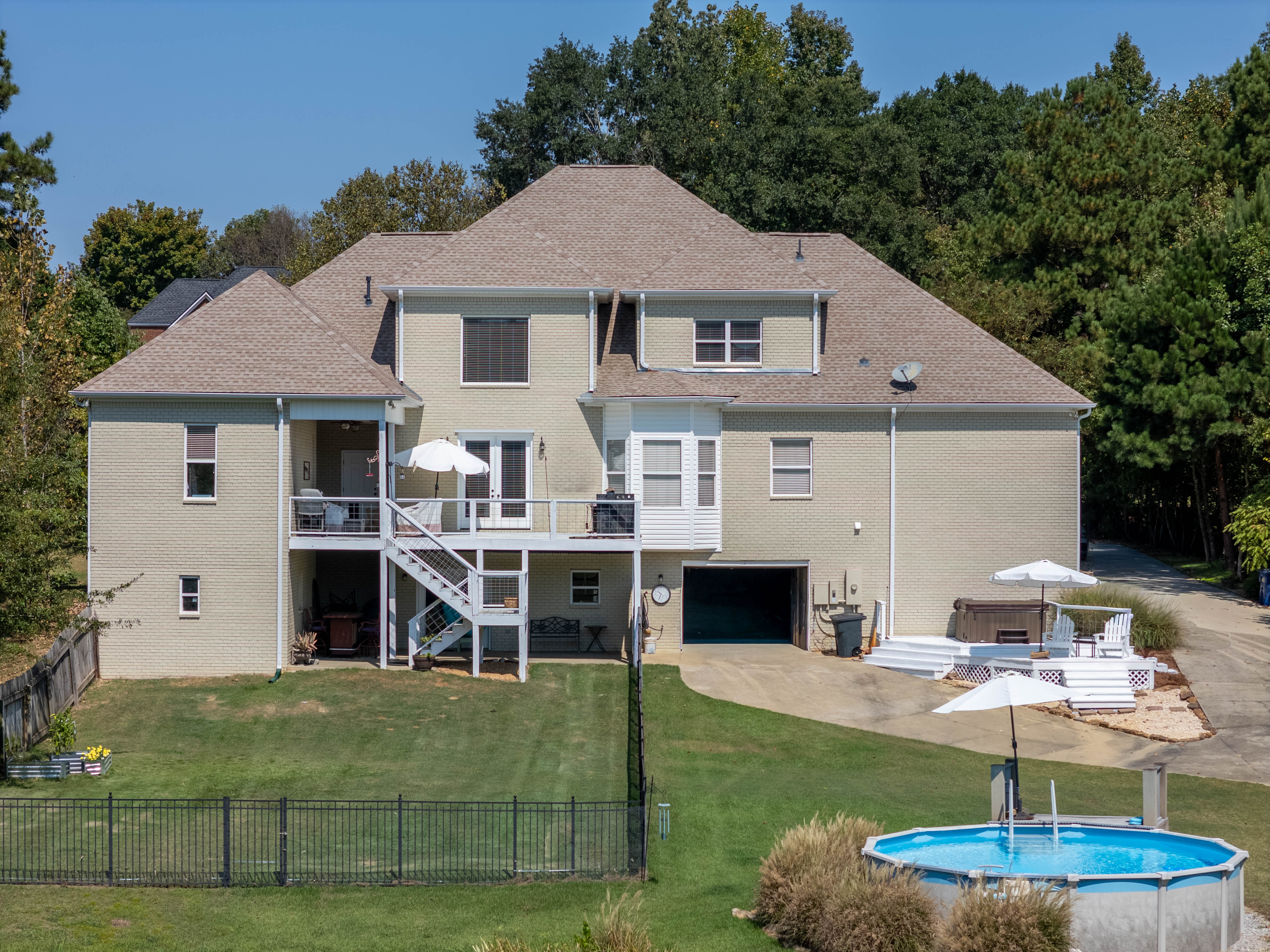 The Back of the Estate — River Run riverfront estate
